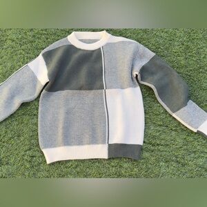 Color Block Sweater in Green and White